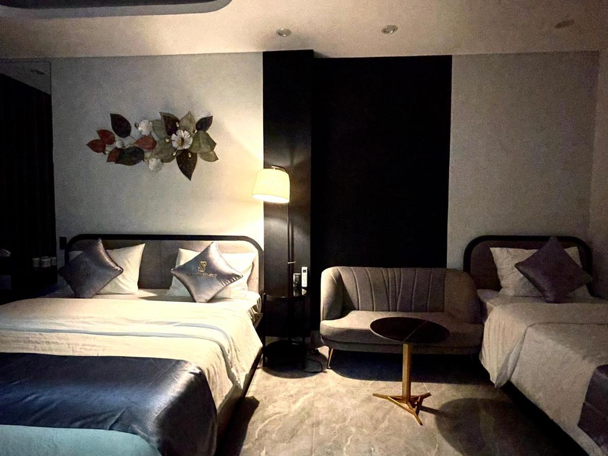 Sumo Hotels Da Nang Buitenkant foto